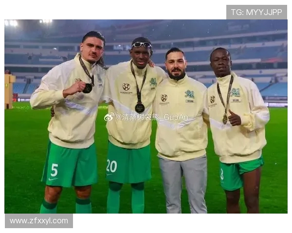 国安新援拉莫斯首秀即夺冠在社媒晒海报喜庆冠军荣耀时刻